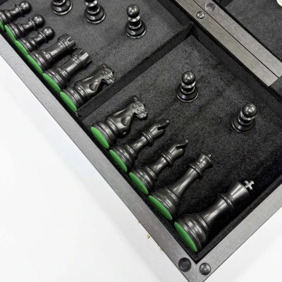 Шахматы деревянные черно-белые эвкалипт с фигурами Суприм из бука