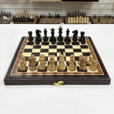 Шахматы подарочные ручной работы Венге 40 с фигурами из карельской березы