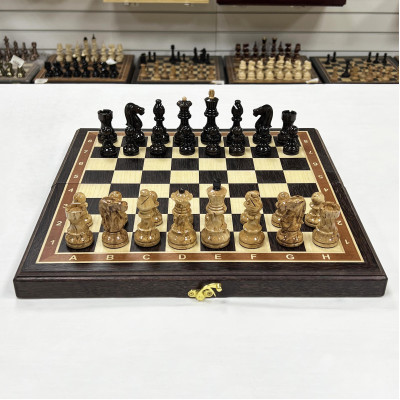 Шахматы подарочные ручной работы Венге 40 с фигурами из карельской березы