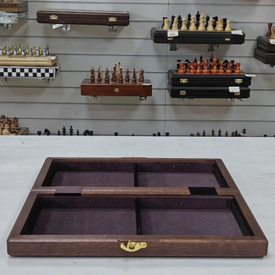 Шахматы подарочные ручной работы Махагон с фигурами из бука