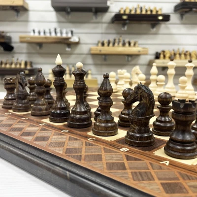 Шахматы нарды шашки орех Бастион матовые