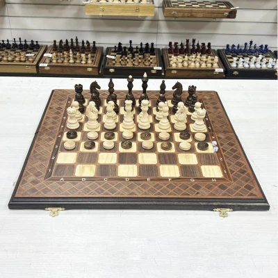 Шахматы нарды шашки орех Бастион матовые