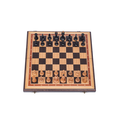 Шахматы подарочные из дуба с фигурами Стаунтон бук Люкс