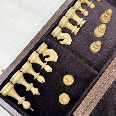 Шахматы подарочные из дуба с фигурами Премиальными Люкс 45 см