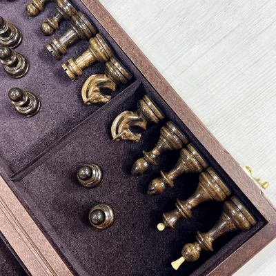 Шахматы подарочные из дуба с фигурами Премиальными Люкс 45 см