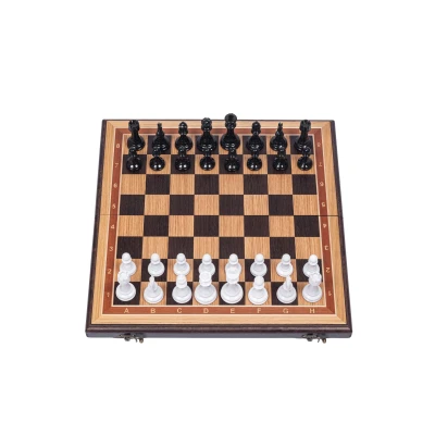 Шахматы подарочные из дуба с фигурами Итальянский дизайн черно-белые