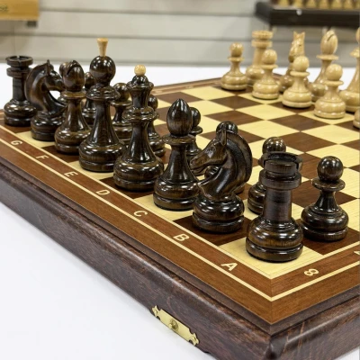 Шахматы подарочные красное дерево с фигурами из граба Премиальными люкс 45 см