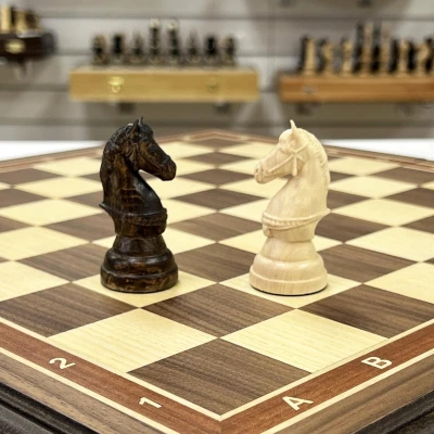 Шахматы подарочные орех Бастион матовые 45 см