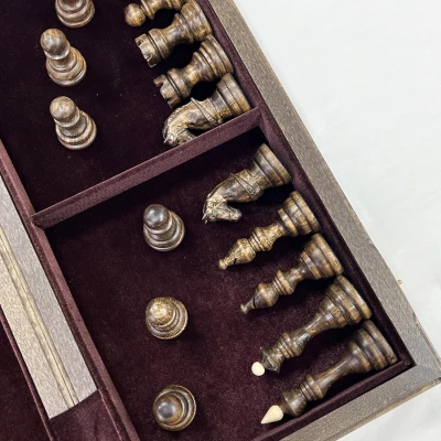 Шахматы подарочные орех Бастион матовые 45 см