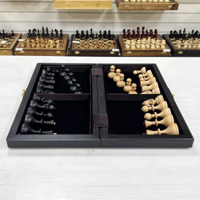 Шахматы из мореного дуба с фигурами Стародворянскими 40 см