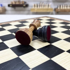 Шахматы из мореного дуба с фигурами Индийский стаунтон