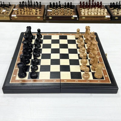 Шахматы из мореного дуба с фигурами Индийский стаунтон