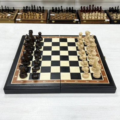 Шахматы из мореного дуба с фигурами Стаунтон