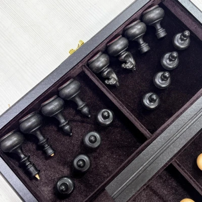 Шахматы подарочные из мореного дуба Неваляшки 40 см