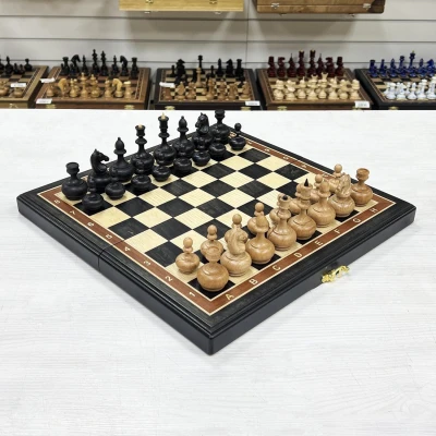 Шахматы подарочные из мореного дуба Неваляшки 40 см