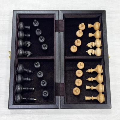 Шахматы подарочные из мореного дуба Неваляшки 40 см