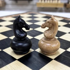 Шахматы подарочные из мореного дуба Неваляшки 40 см