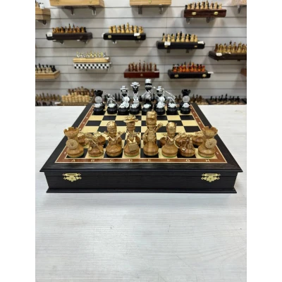 Шахматы подарочные из мореного дуба ЧВК Вагнер