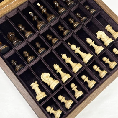Шахматный ларец подарочный из мореного дуба Антик с резными фигурами с утяжелением