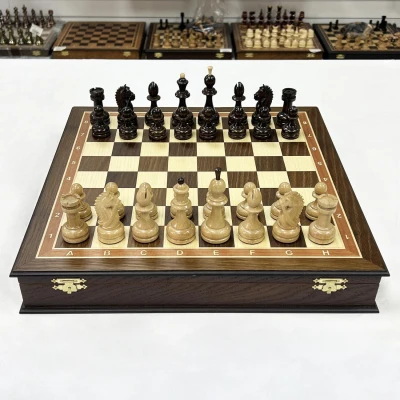 Шахматный ларец подарочный из мореного дуба Антик с резными фигурами с утяжелением