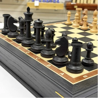 Шахматы в ларце моренный дуб большие Этюд с утяжелением