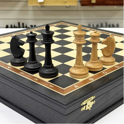 Шахматы в ларце моренный дуб большие Этюд с утяжелением