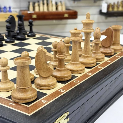 Шахматы в ларце моренный дуб большие Этюд с утяжелением