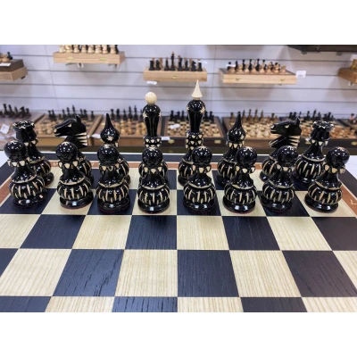 Шахматы резные Классика в ларце моренный дуб