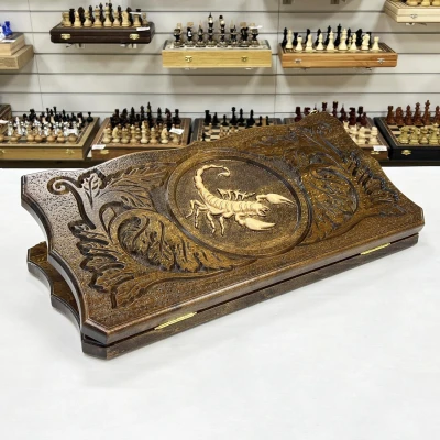 Нарды резные узорные из массива бука Скорпион светлый