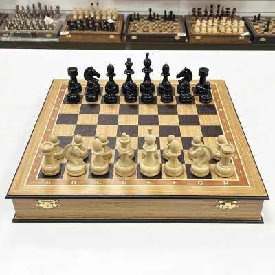 Шахматы подарочные с утяжеленными фигурами из бука на доске из дуба 45 на 45 см большие