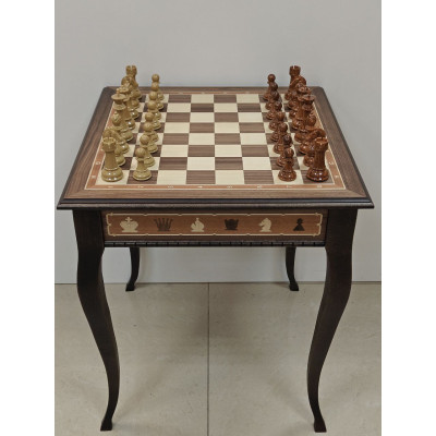Шахматный стол подарочный из американского ореха с фигурами из композита