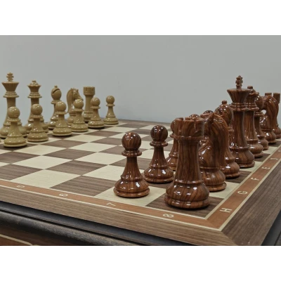 Шахматный стол подарочный из американского ореха с фигурами из композита