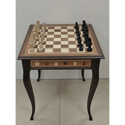 Шахматный стол подарочный из американского ореха и кавказского граба