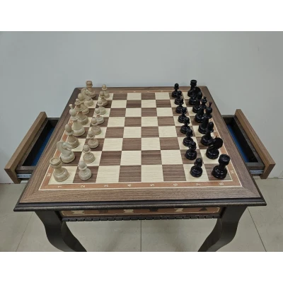 Шахматный стол подарочный из американского ореха и кавказского граба