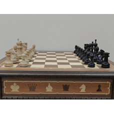 Шахматный стол подарочный из американского ореха и кавказского граба
