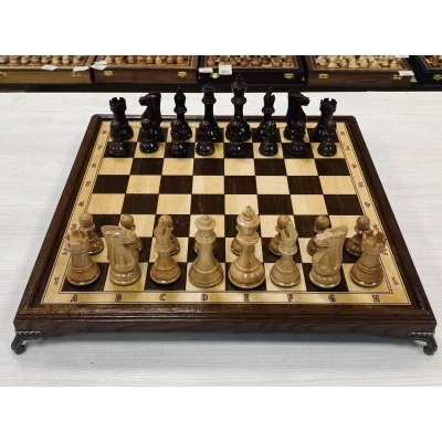 Шахматы подарочные Суприм глянцевые нескладная доска, Hachatyr