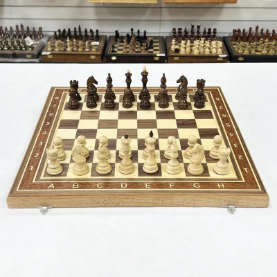 Шахматы подарочные из орех и граб доска 50 на 50 см