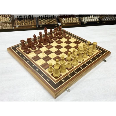 Шахматы-нарды-шашки Красное дерево с фигурами королевский Стаунтон
