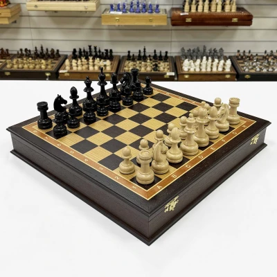 Шахматы подарочные в ларце Венге с утяжеленными фигурами премиум