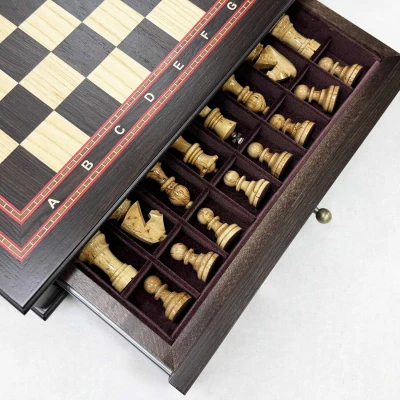 Шахматы в ларце с выдвижными ящиками из дерева венге и карельской березы Стаунтон люкс