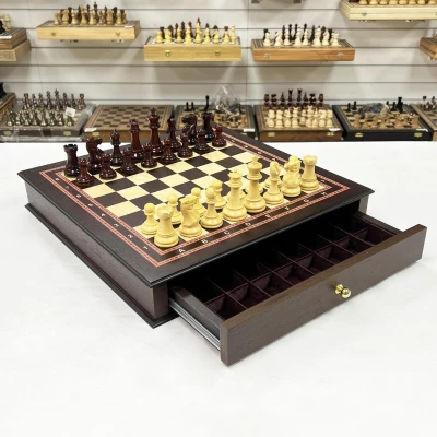 Шахматный ларец с выдвижными ящиками венге Ретро падук