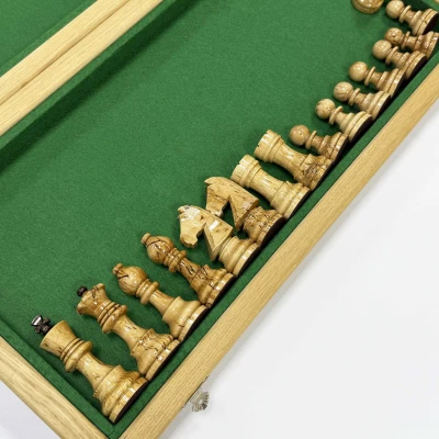 Шахматы подарочные орех с фигурами из карельской березы Стаунтон люкс большие