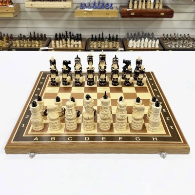 Шахматы подарочные ручной работы орех Русские воины большие