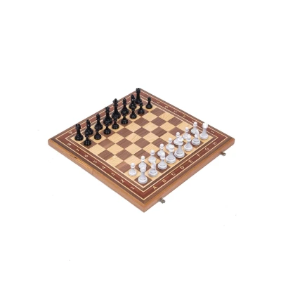 Шахматы турнирные с фигурами из композита Итальянский дизайн черно-белые