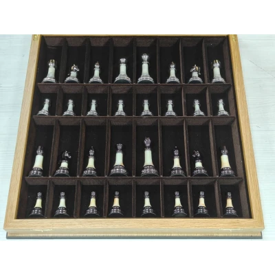 Шахматы подарочные в ларце из дуба с фигурами Итальянский дизайн Люкс