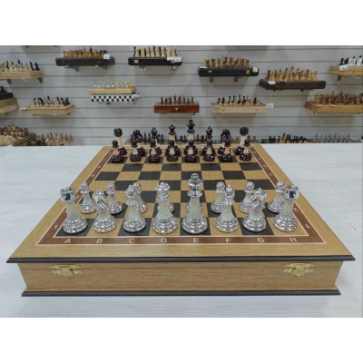 Шахматы подарочные в ларце из дуба с фигурами Итальянский дизайн Люкс