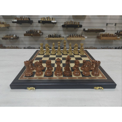 Подарочные шахматы из мореного дуба с композитными фигурами