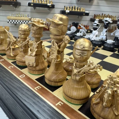 Шахматы подарочные из мореного дуба ЧВК Вагнер