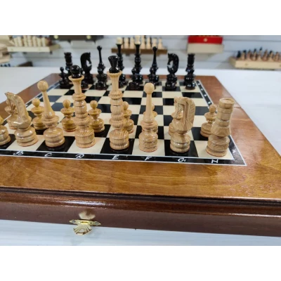 Шахматы нарды шашки подарочные Презент