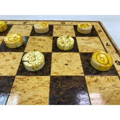 Шашки эксклюзивные из карельской березы с фишками из бивня мамонта